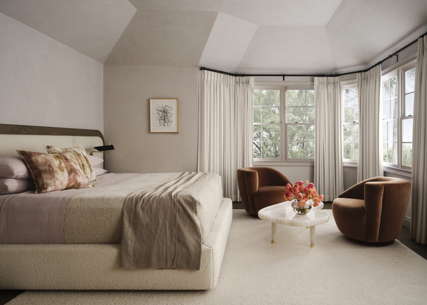 Adam-Hunter-Interior-Design-Palisades-California-Primary-Bedroom-Sitting-Area
